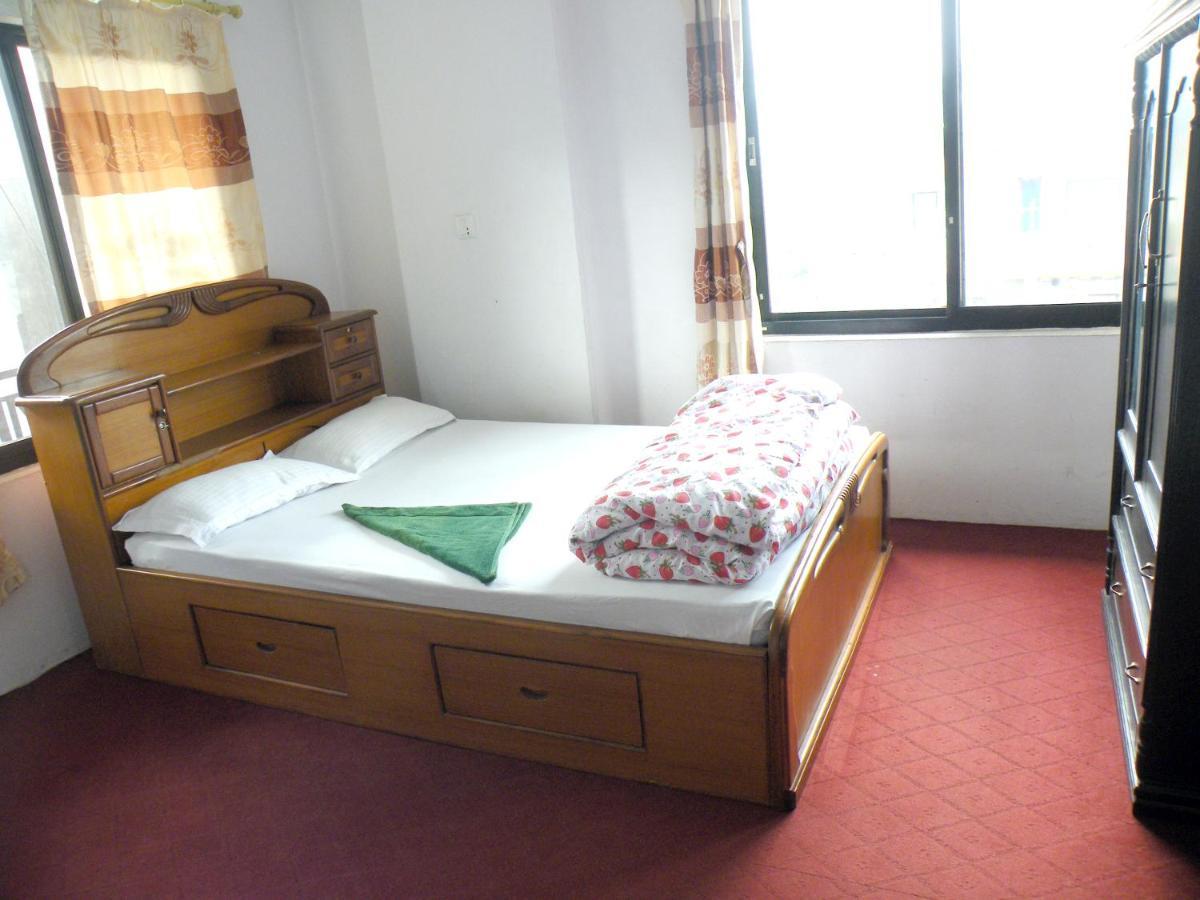 Pokhara Abroad Inn Esterno foto