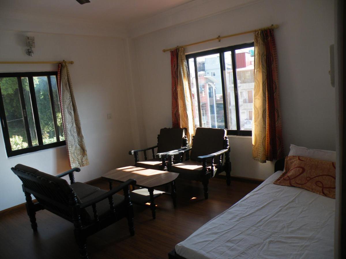 Pokhara Abroad Inn Esterno foto